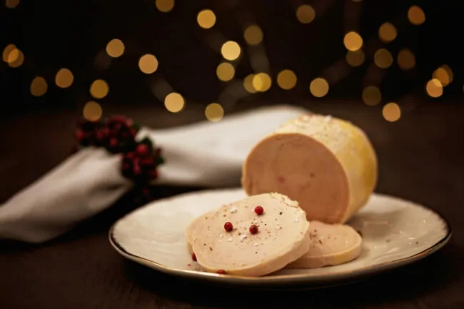 Quel vin associer avec du foie gras de canard à Noël conseils accords mets et vins