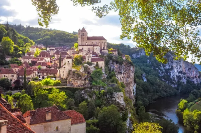 Vignoble de Cahors autour de Saint-Cirq-Lapopie dans le Lot
