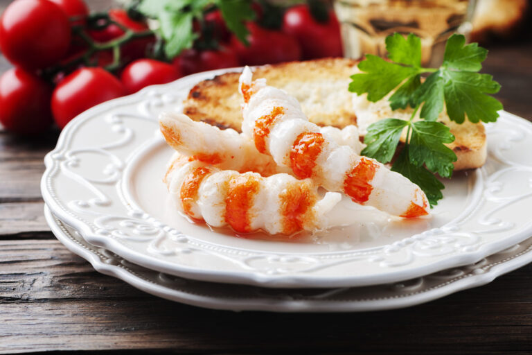 Top 5 vins blancs pour déguster poissons et fruits de mer selon Patrick Moulène